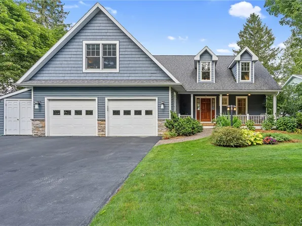 4252 Westshore Manor Rd, Jamesville, NY 13078
