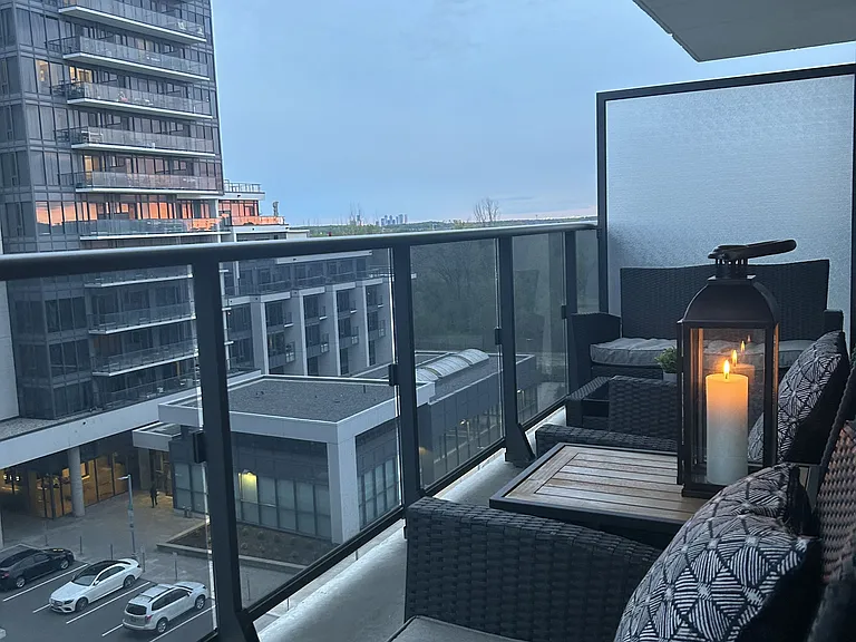 9608 Yonge St #705A — Photo 7