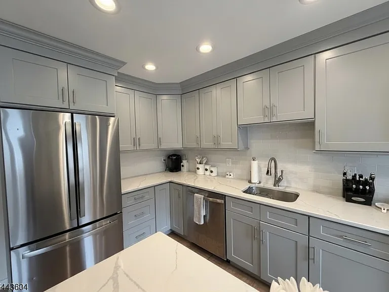 63 Roseland Ave #41 — Photo 8