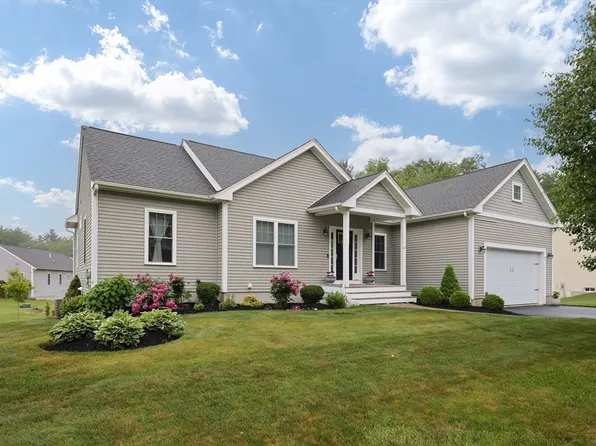 22 Dornoch Rd, Taunton, MA 02780
