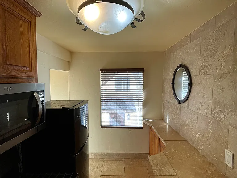 2409 Manhattan Ave #A — Photo 12