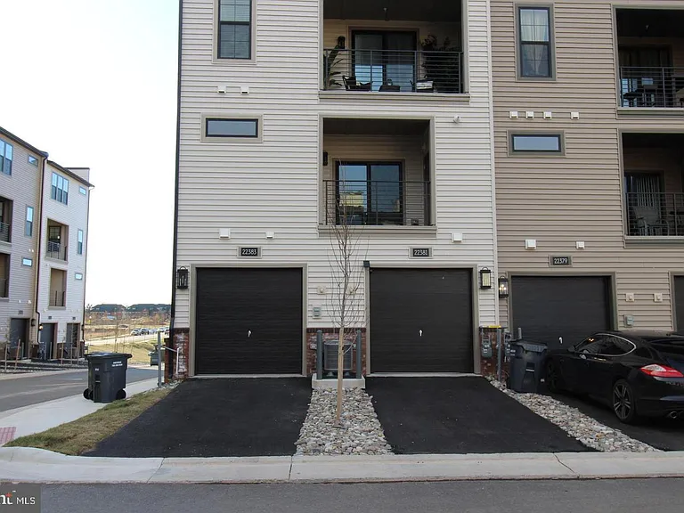 22383 Roanoke Rise Ter — Photo 39