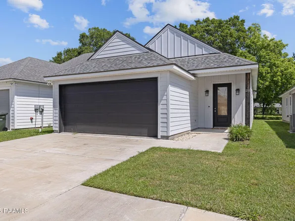 211 Alpine Dr, Lafayette, LA 70506