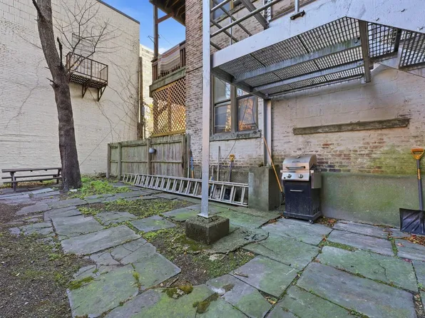 174 Grand Street image 25 of 28