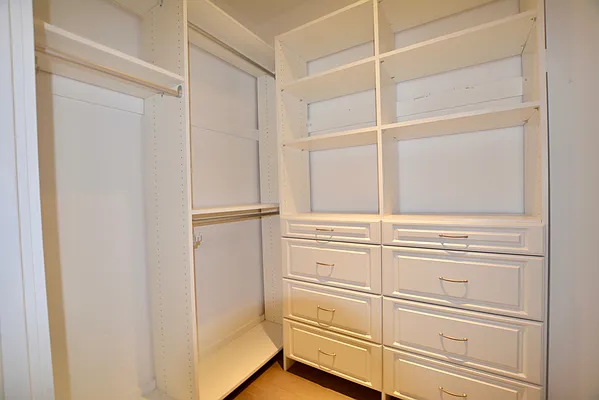 Rented by Douglas Elliman | media 23