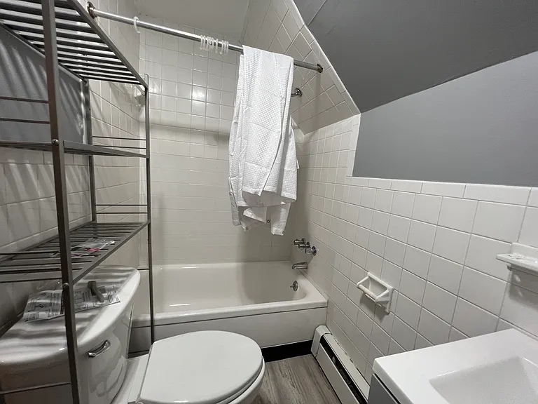 739 Whitney Ave #3 — Photo 11