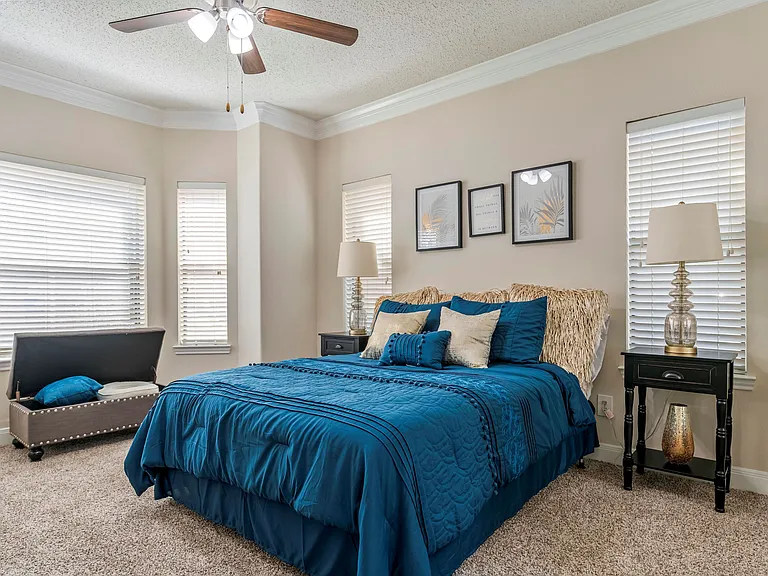 San Brisas Apartment Homes — Photo 9