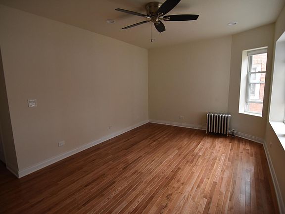5th image of 4428 N Wolcott Ave APT 2B
