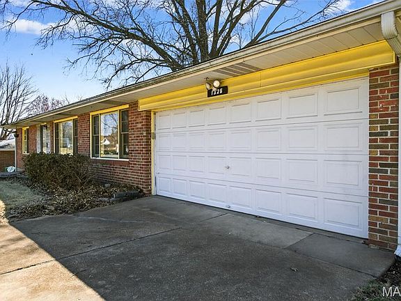 4th image of 1326 Northumberland Dr