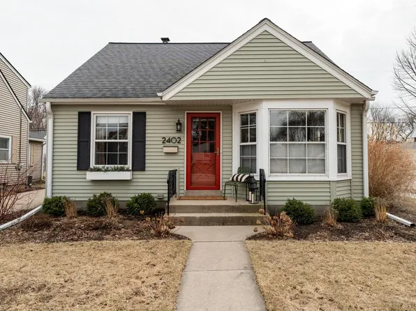 2402 North 85th STREET, Wauwatosa, WI 53226