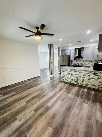 5 bed, 3.0 bath, 2170 sqft, $4,100 — Photo 3