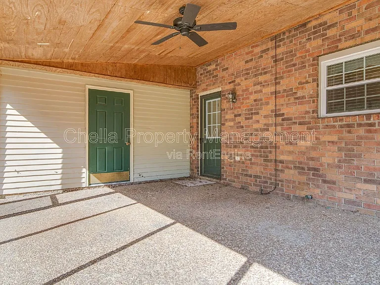 2615 Habersham Ave — Photo 29