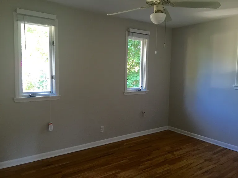 1600 Piper Pl — Photo 4