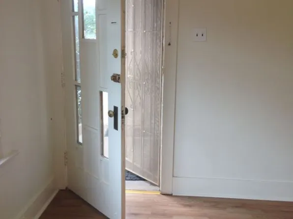 1232 E Broadway, Long Beach, CA 90802