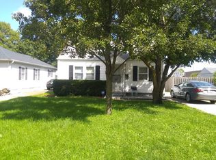 2832 S 5th St, Southern View, IL 62703