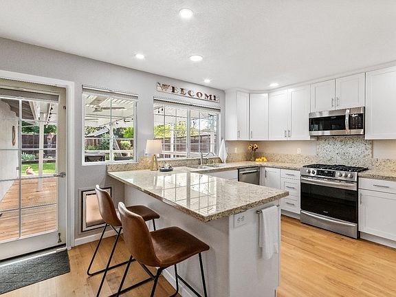 4th image of 2350 Stonehouse Drive