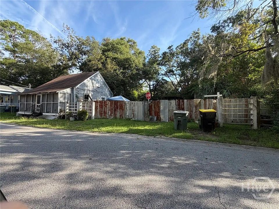 2nd image of 110 W 55th Street