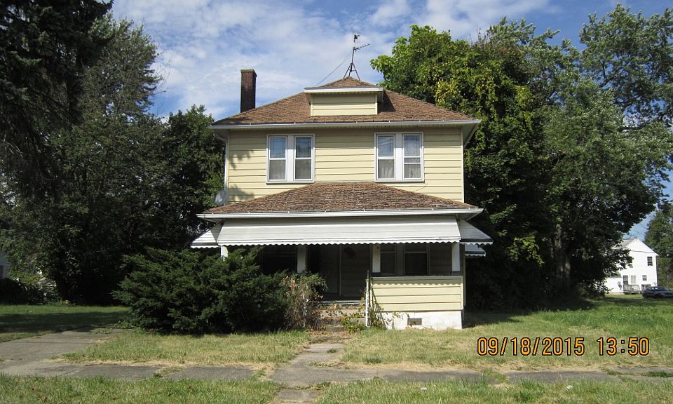 1st image of 144 W Delason Ave
