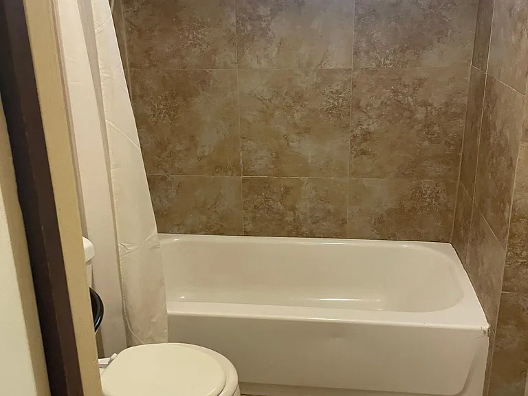 321 N Almond St #B — Photo 37