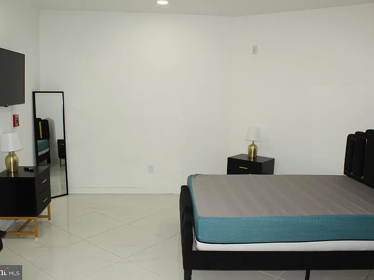 3017 Ridge Ave #A — Photo 31