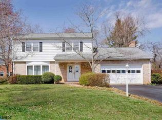 216 Brentwood Rd, Charlottesville, VA 22901