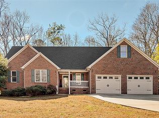 1781 Winchester Heights Dr, Asheboro, NC 27205