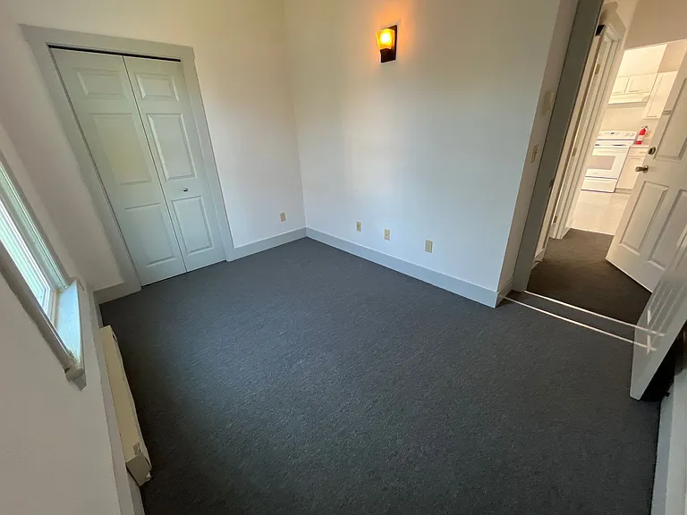 511 E Chestnut St — Photo 33