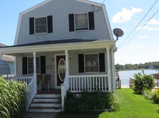 134 Pinehurst Dr, Wareham, MA 02571