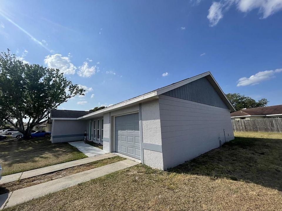 2nd image of 801 Poplarwood Ln