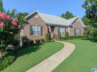 3026 Weatherford Dr, Trussville, AL 35173