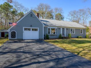 92 Concord Ln, Osterville, MA 02655