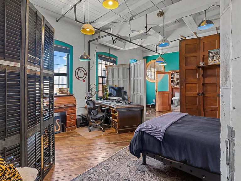 532 Kinsley Ave #205 — Photo 31