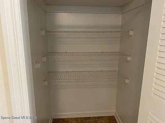 302 Georgetown Ave — Photo 24