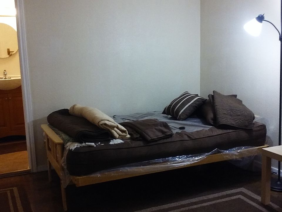 living/bedroom