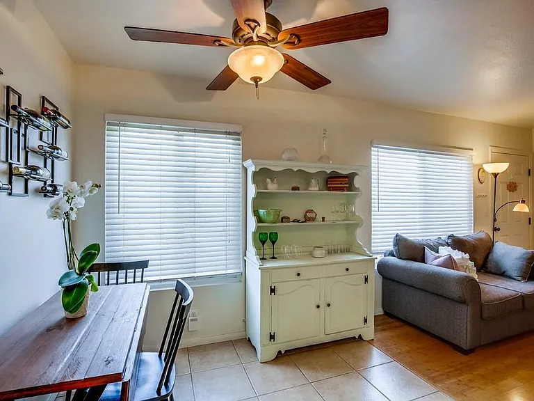 1949 Grand Ave #2 — Photo 8