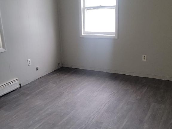 4th image of 12 Elm St APT 3