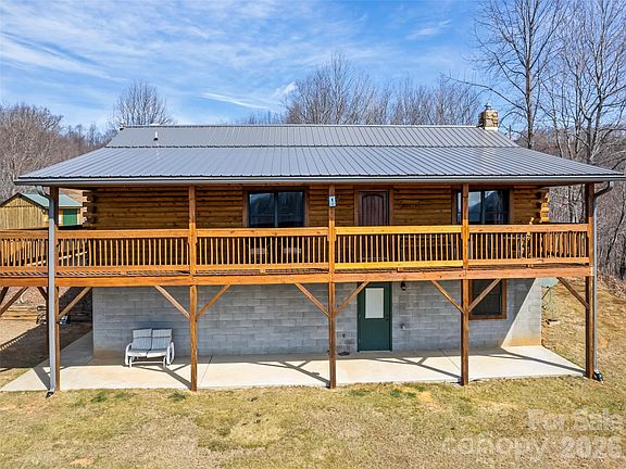2nd image of 425 Rustic Ridge Dr