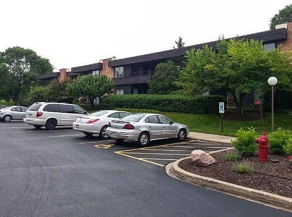 2nd image of 1295 N Sterling Ave Unit 105