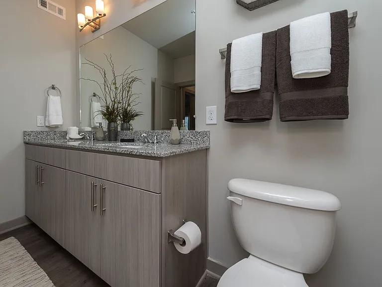 Mariner Grove — Photo 17