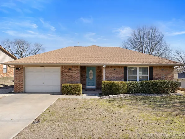 2324 Arlington Blvd, Ada, OK 74820