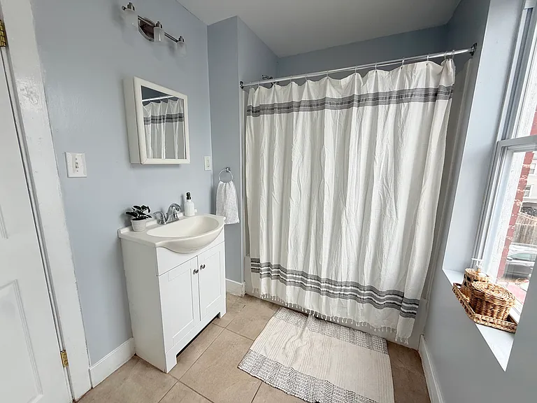 619 Poplar St — Photo 17