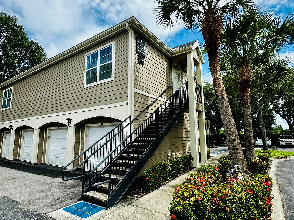 5731 Soldier Cir #201