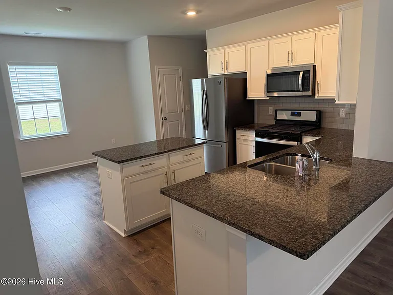 3620 Corinth Dr — Photo 10