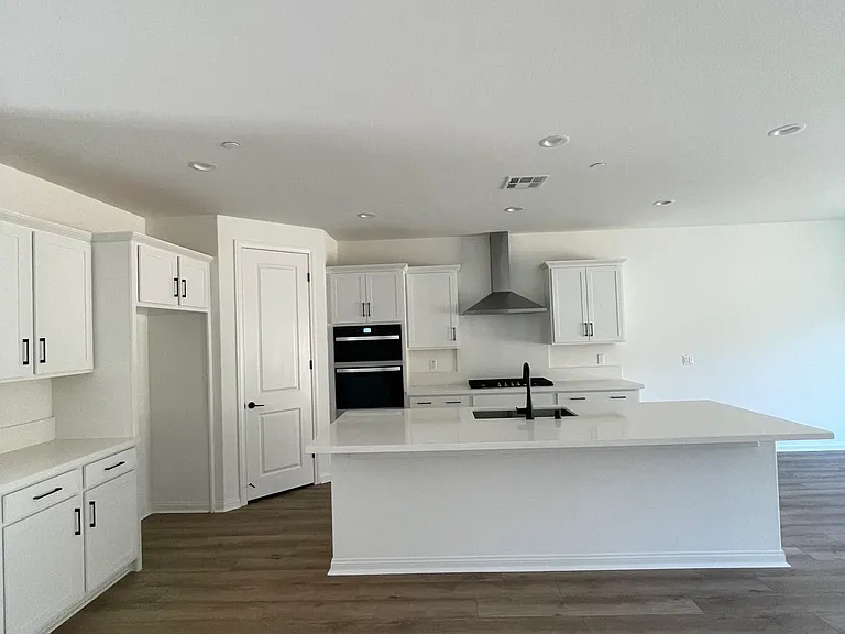 21672 Thomas Ct — Photo 3