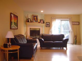 115 Highwood Dr, New Windsor, NY 12553