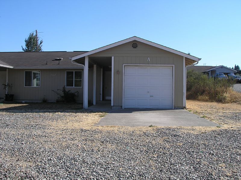 1st image of 170 E Aloha Ln #B