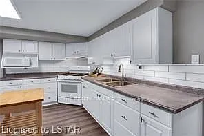 25 Weston St — Photo 5