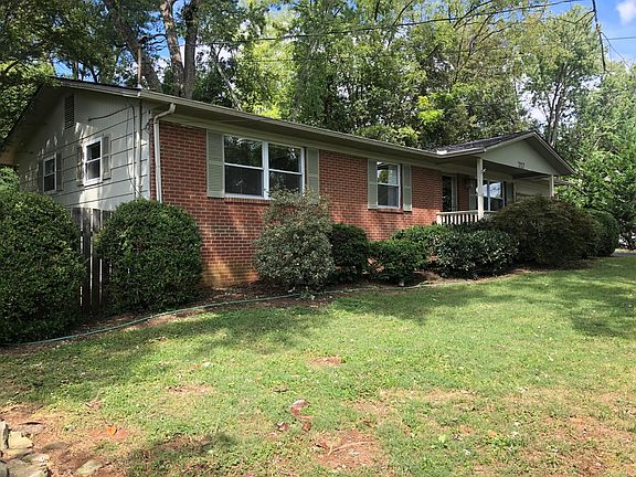 3rd image of 717 Kephard Cir