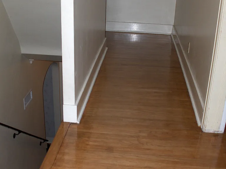 120 Lovejoy Ave — Photo 3