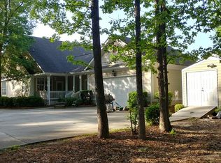 911 Mitchell Ln, Evans, GA 30809
